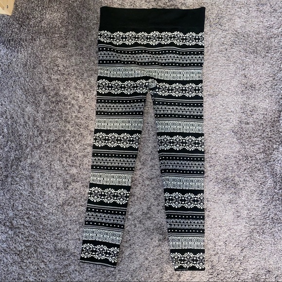 Motherhood Maternity Pants - Maternity leggings